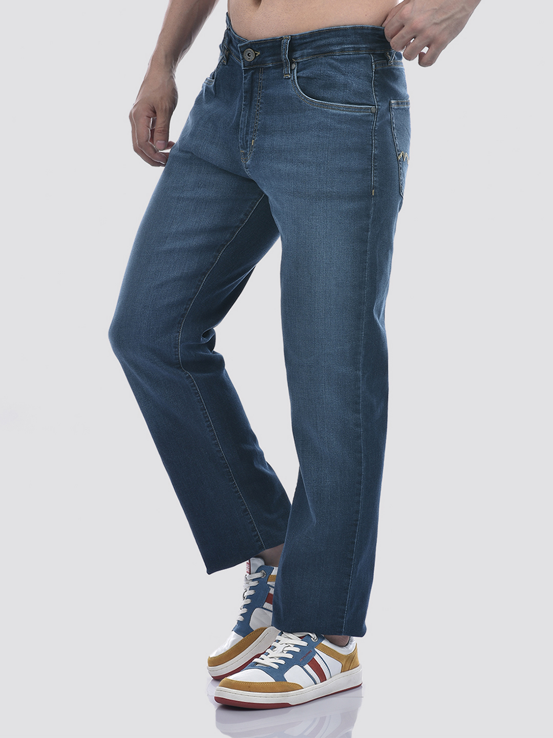 Numero Uno Men Solid Blue Jeans